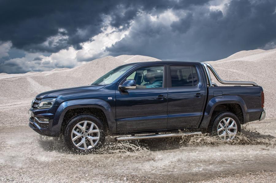  Volkswagen Amarok Double Cab Highline 2016 года  (фото 24 из 37)